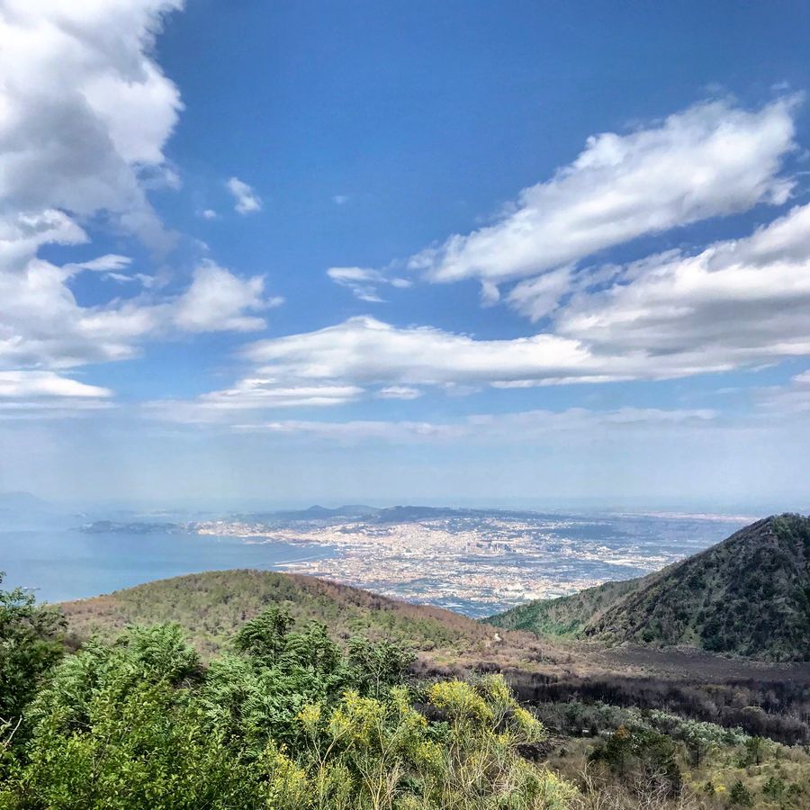 Uitzicht op Napels vanaf Vesuvius